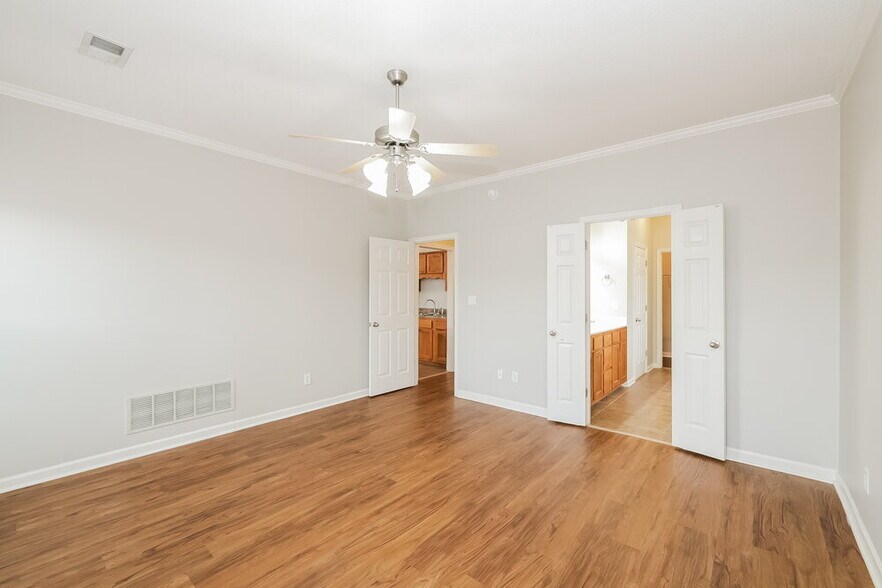 Building Photo - 11626 Evening Ridge Dr