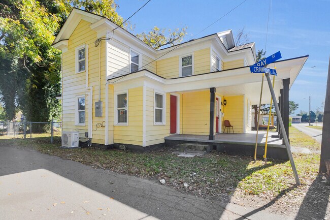 Building Photo - 522 Crawford St