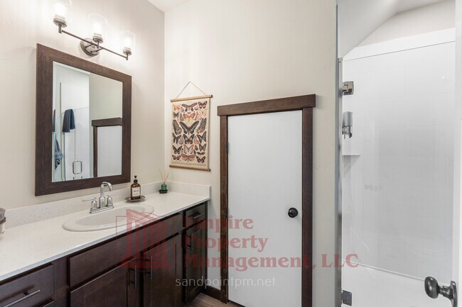 Building Photo - 41 Potlatch Lp