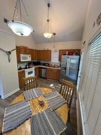 Building Photo - 704 Bunkhouse Dr