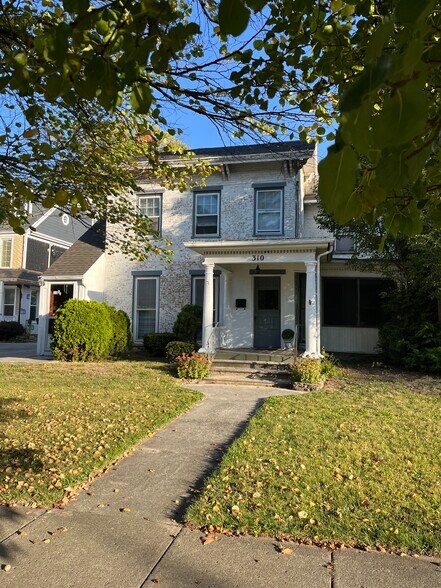 Primary Photo - 310 W Sandusky St