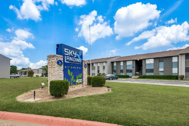 Interior Photo - Sky Landing Apartments