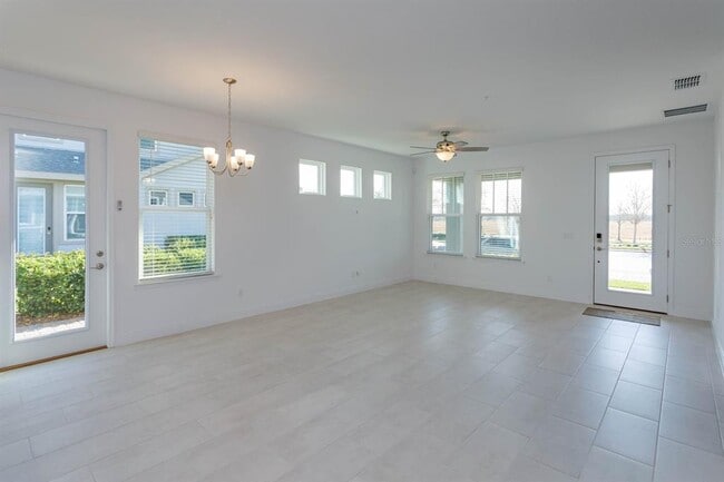 Building Photo - 6927 Nemours Pkwy