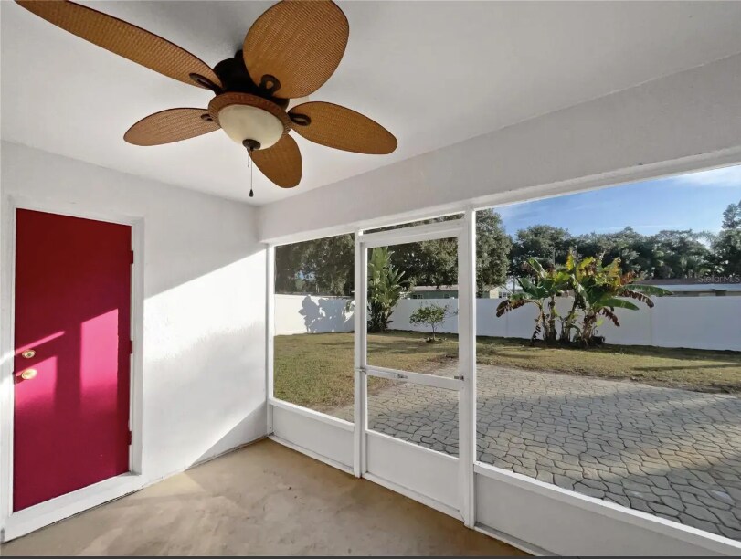 Building Photo - 7010 Summit Cir