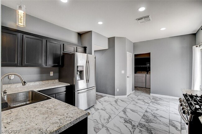 Building Photo - 6861 Sweet Pecan St