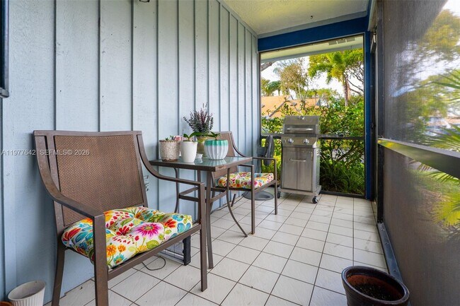 Building Photo - 1662 N 14th Terrace