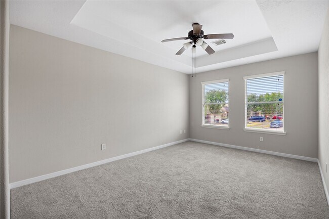 Building Photo - 7447 Oakwood Canyon Dr