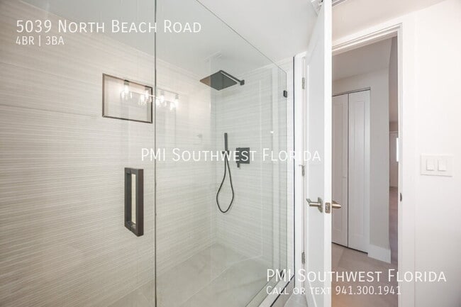 Building Photo - 5039 N Beach Rd