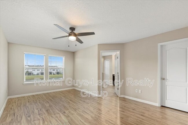 Building Photo - 12667 Josslyn Ln