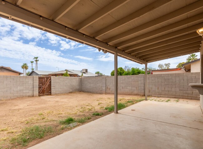 Building Photo - Great Chandler location with no HOA!!!
