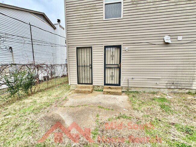 Building Photo - 3538 Christine Rd