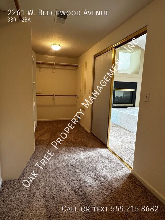 Building Photo - 2261 W Beechwood Ave