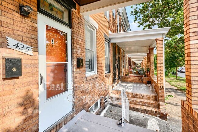 Building Photo - 425 N Highland Ave