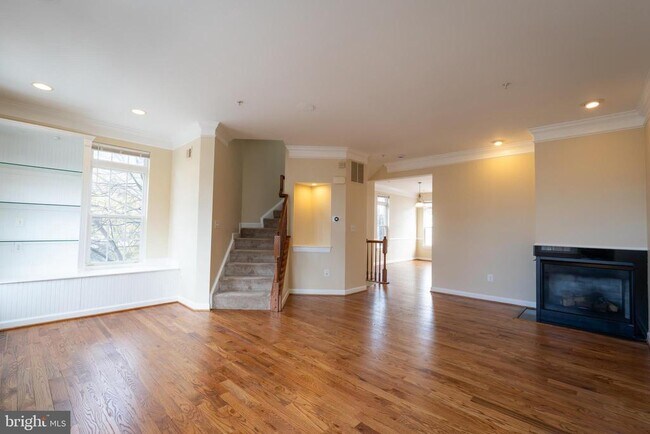 Building Photo - 4815 Portsmouth Rd