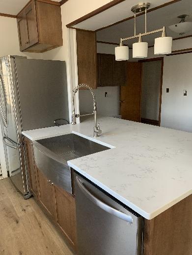 Building Photo - lakefront for rent