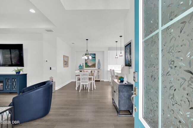 Building Photo - 358 Good Life Wy