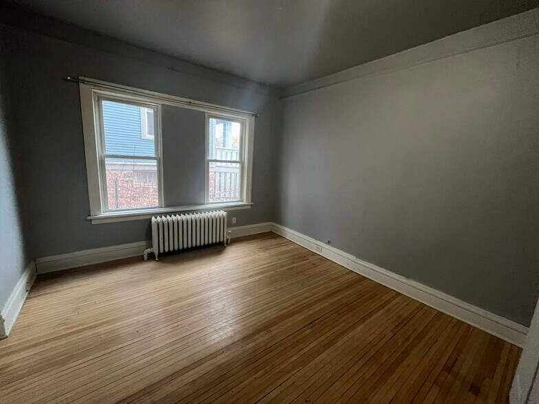 Bedroom - 2025 W 4th St