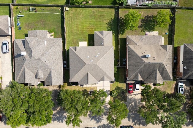 Building Photo - 21231 Rush Hollow Ct