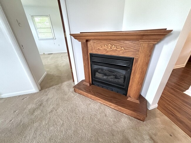 Building Photo - 1405 Webb Ridge Rd