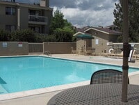 Building Photo - "Charming 2-Bed, 2-Bath Condo Retreat in B...