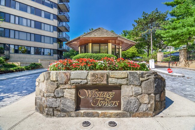 Private entrance - 25 Rockledge Ave