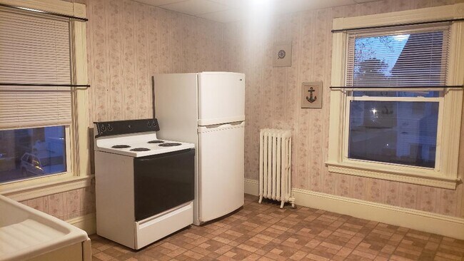 Building Photo - 1413 Broad St