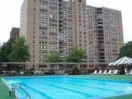 Building Photo - 10 Huron Ave