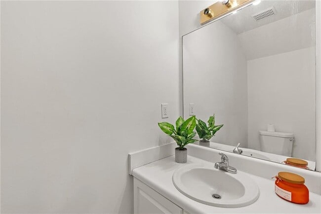 Building Photo - 3003 Brass Dr