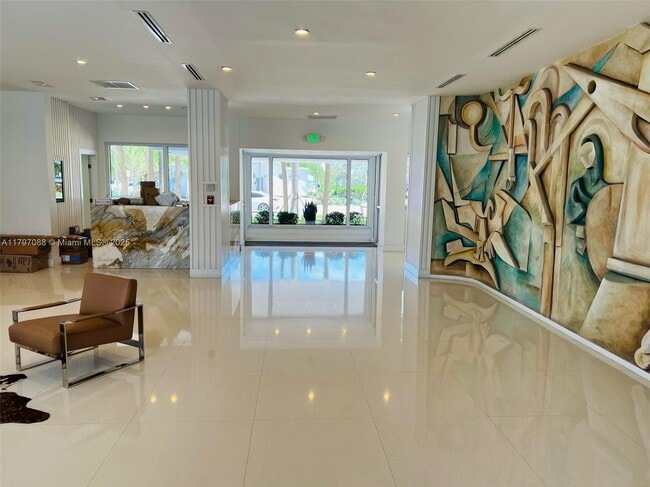 Building Photo - 6450 Collins Ave