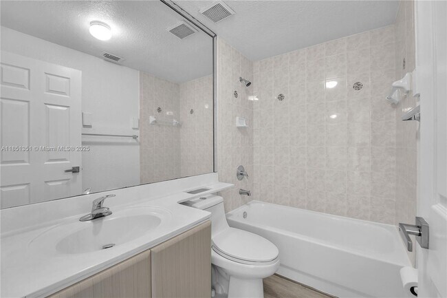 Building Photo - 7210 NW 174th Terrace