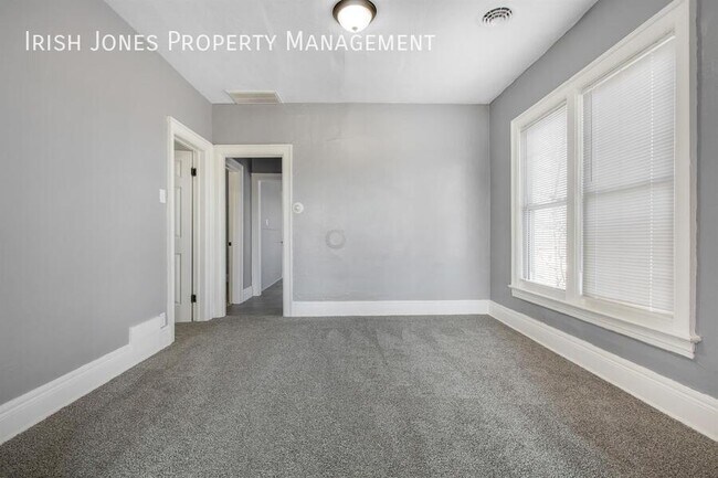 Building Photo - 1514 William St