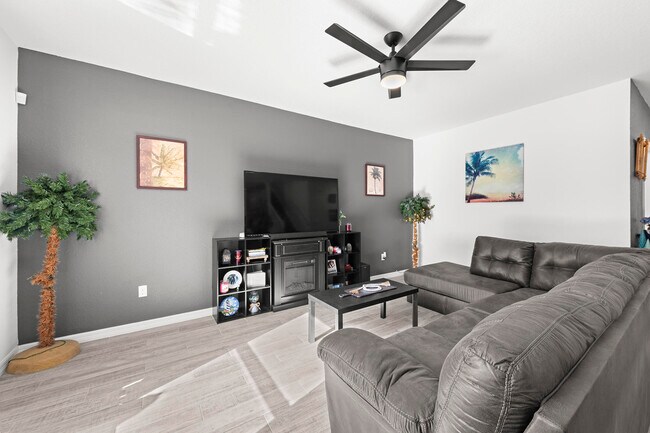 Building Photo - 5069 Armina Pl