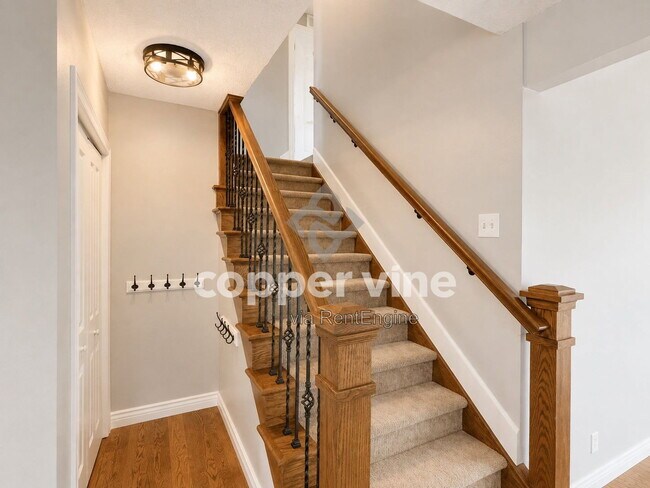Building Photo - 4249 W 110th Pl