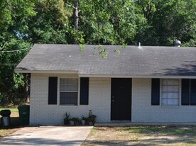 Building Photo - 314-B Rehwinkle Dr