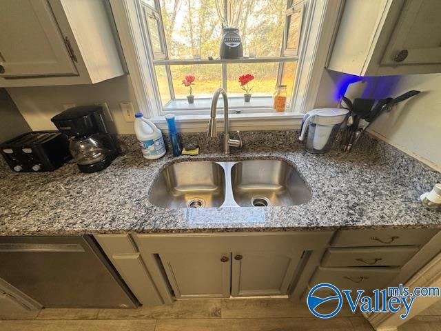 Building Photo - 6604 Robinhood Ln NW