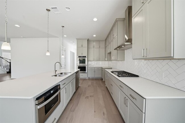 Building Photo - 478 Eclipse Dr