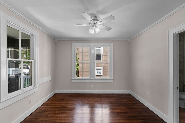 Building Photo - 4911 Avenue P 1/2