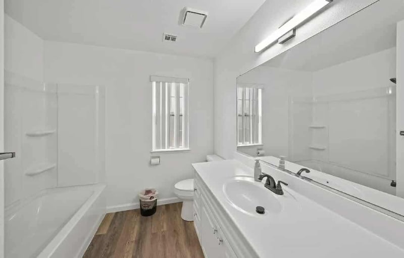 Building Photo - 2336 W Roby Ave