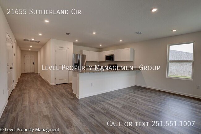 Building Photo - 21655 Sutherland Cir