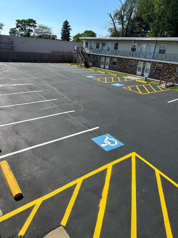 Building Photo - 794 Anderson Ave