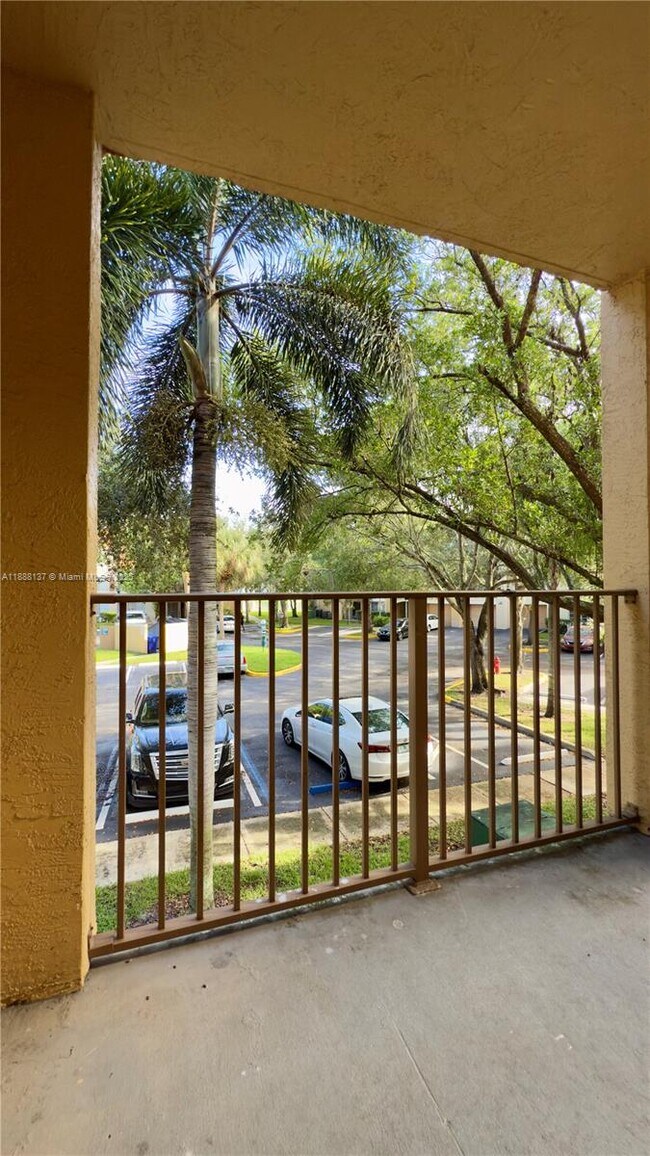 Building Photo - 4220 San Marino Blvd