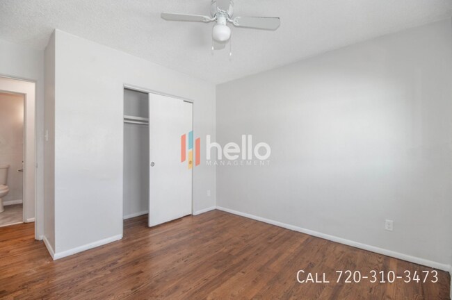 Building Photo - 1430 N Moline St
