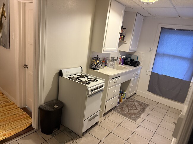 Building Photo - 393 N Euclid Ave