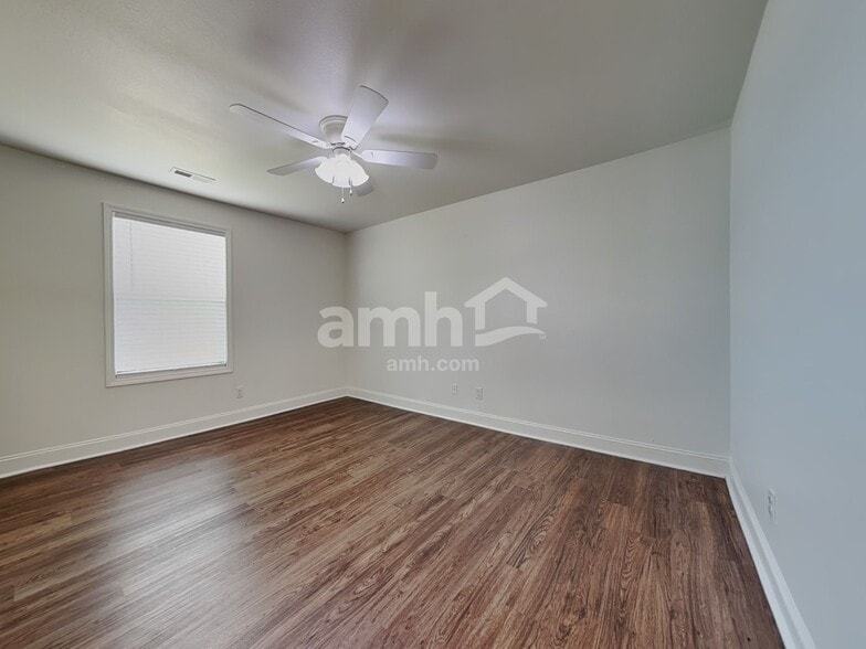Building Photo - 6515 Mission Springs Ln