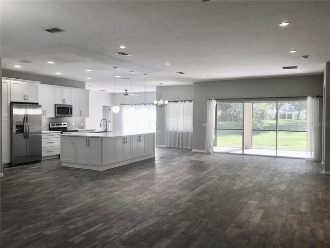 Building Photo - 3711 Eagle Isle Cir