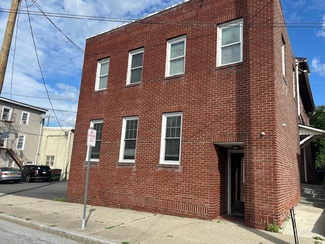 Primary Photo - 11 Orchard St
