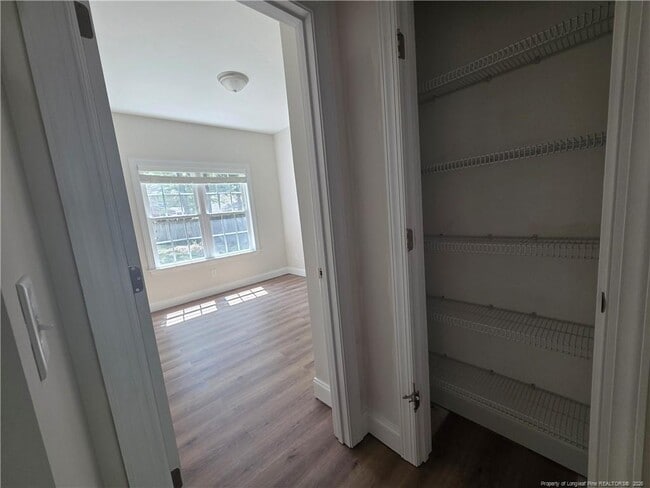 Building Photo - 507 Moss Pink Dr