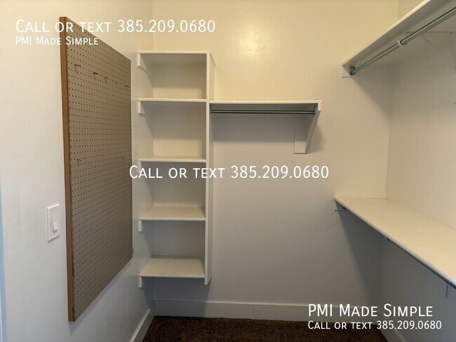 Building Photo - 2302 S Long Dr