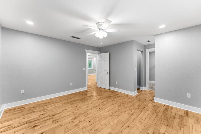 Building Photo - 128 Bay Magnolia Ln