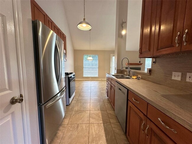 Building Photo - 7903 Tiger Eye Cove